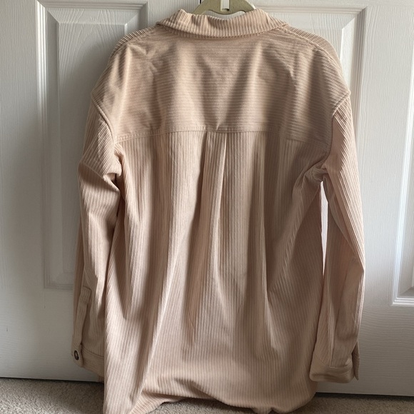 MONROW pink button down/shacket - size large - Picture 3 of 3